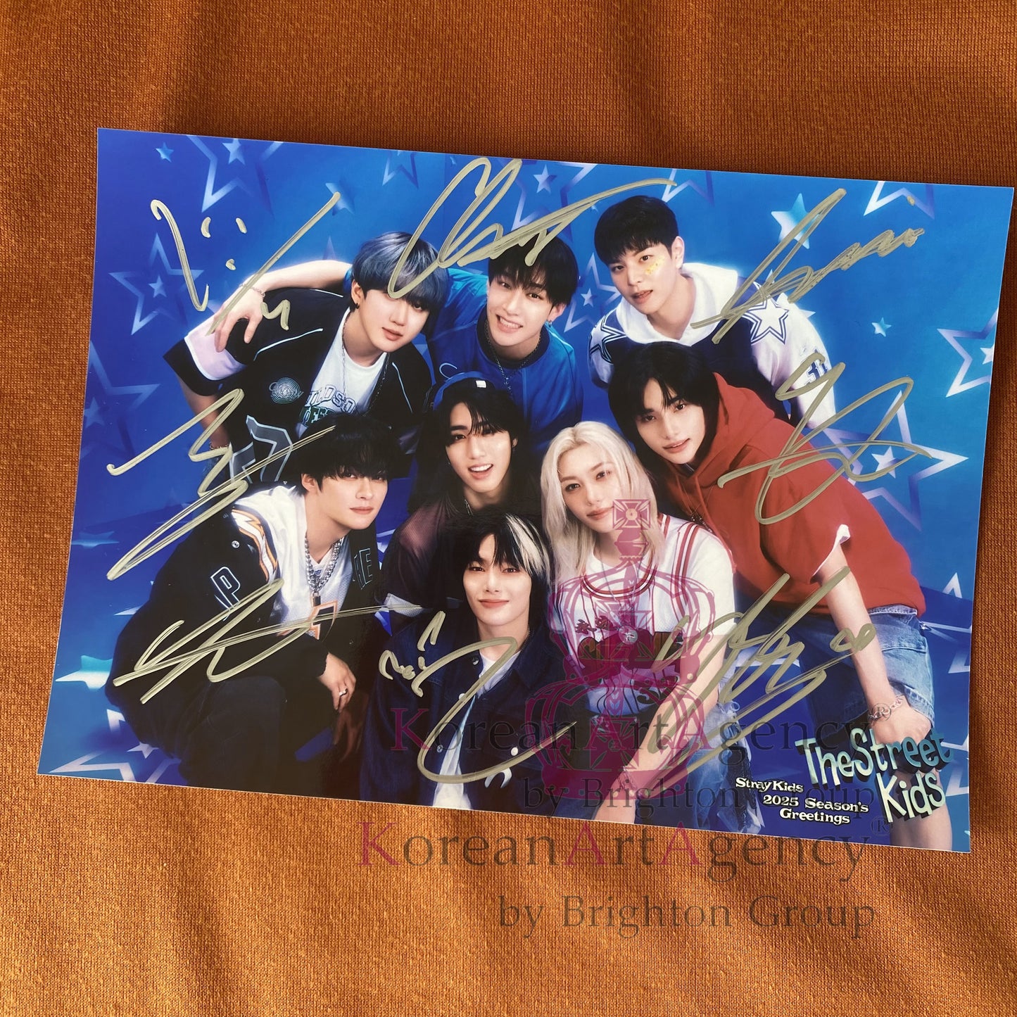 Stray Kids Bang Chan Lee Know Changbin Hyunjin Han Felix Seungmin I.N "The Street Kids" Season's Greetings 2025 7-Inch Autographed Photocard