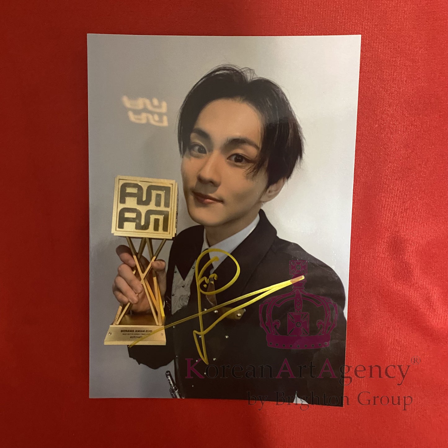 Jungwon Enhypen 7-Inch Signed Photo – Exclusive Autograph Collectible