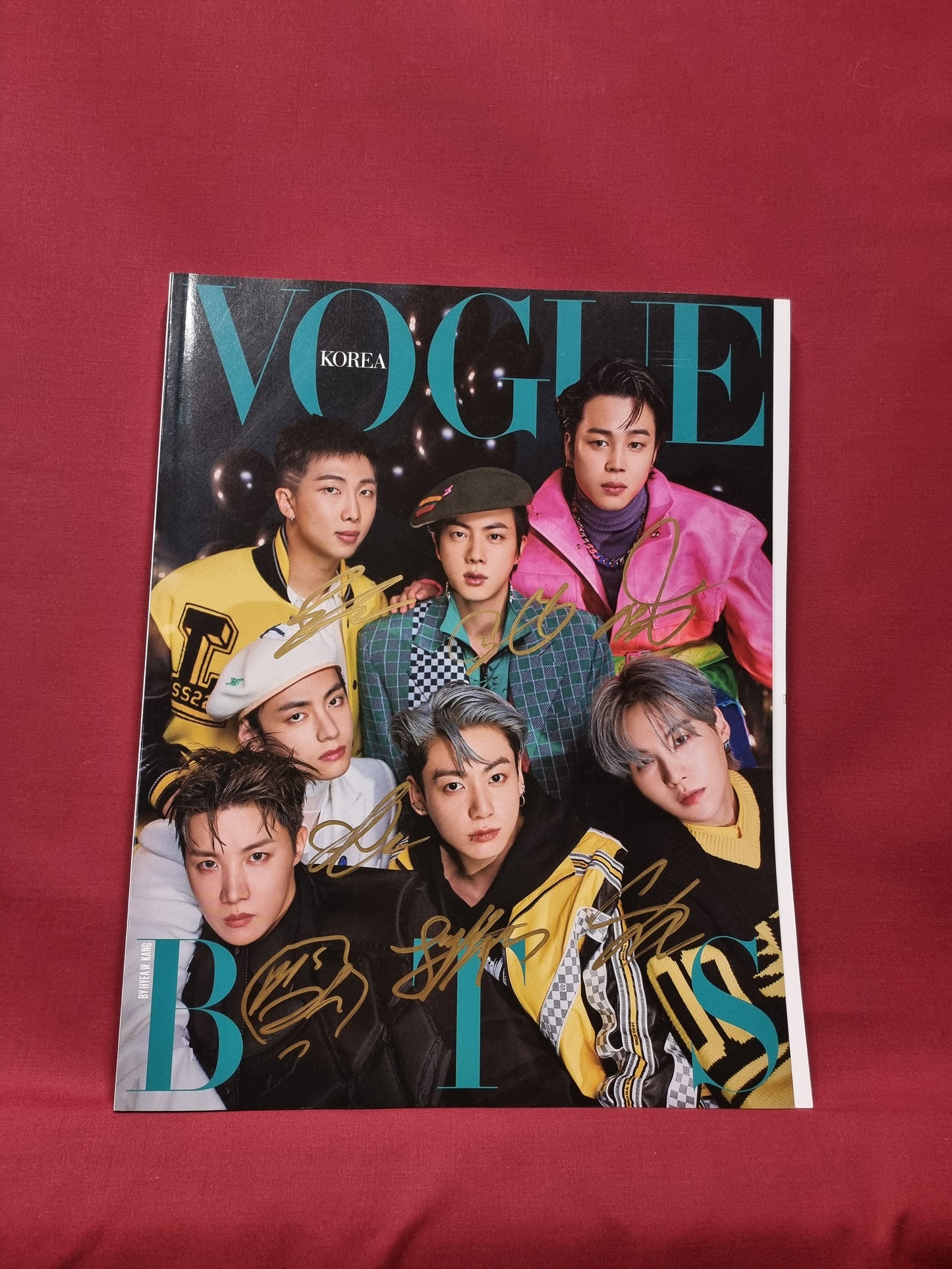 GQ VOGUE BTS Cover Special Edition Autographed JIN, V, J-HOPE, JIMIN, RM, JUNGKOOK, JIN