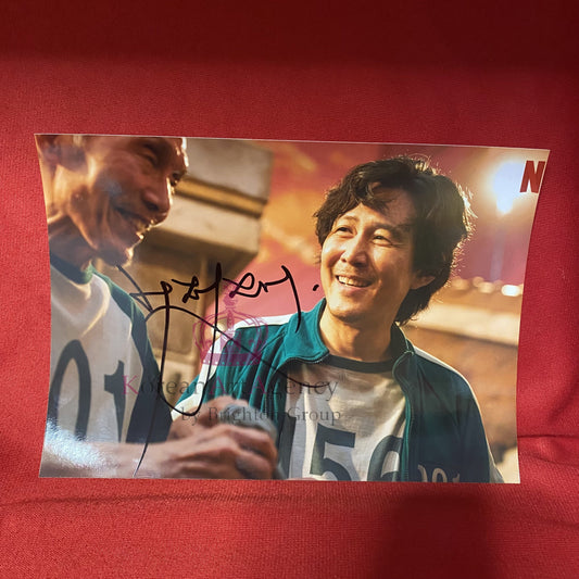 Why Korean Drama & Idol Autographs Are Sought-After Collectibles | Baderstreet