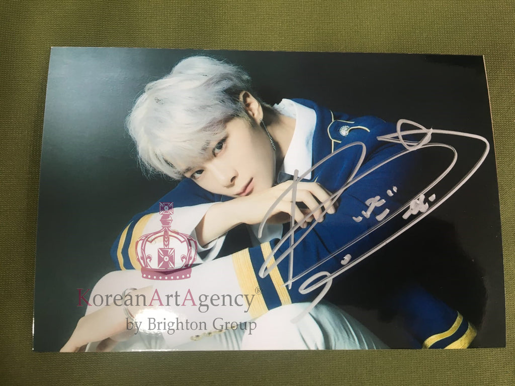 ASTRO Moon Bin 6inches Autograph – Autographs
