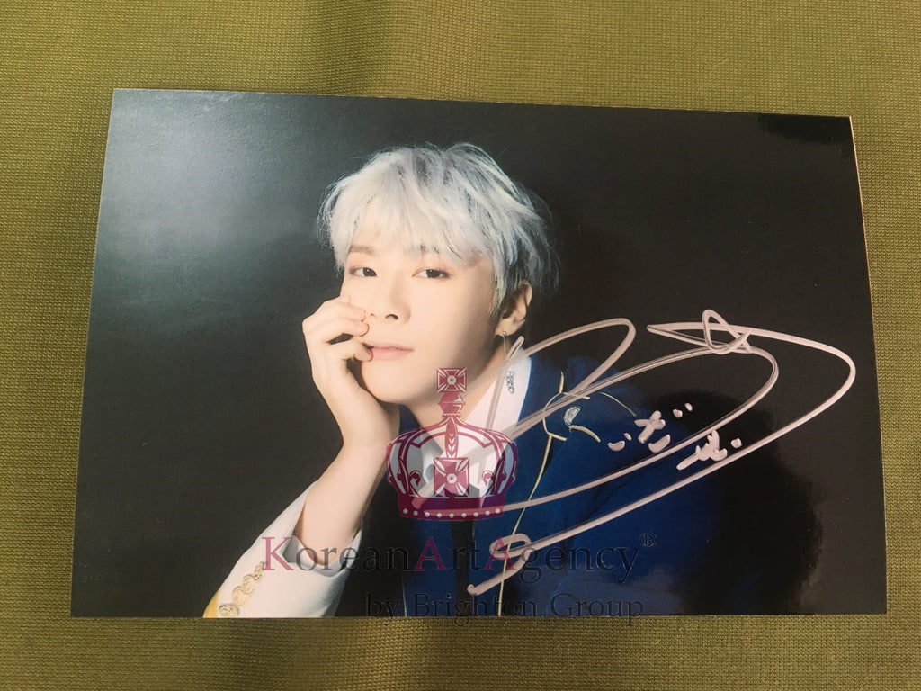 ASTRO Moon Bin 6inches Autograph – Autographs