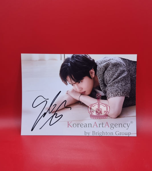 BTS J-Hope 7inches Autograph