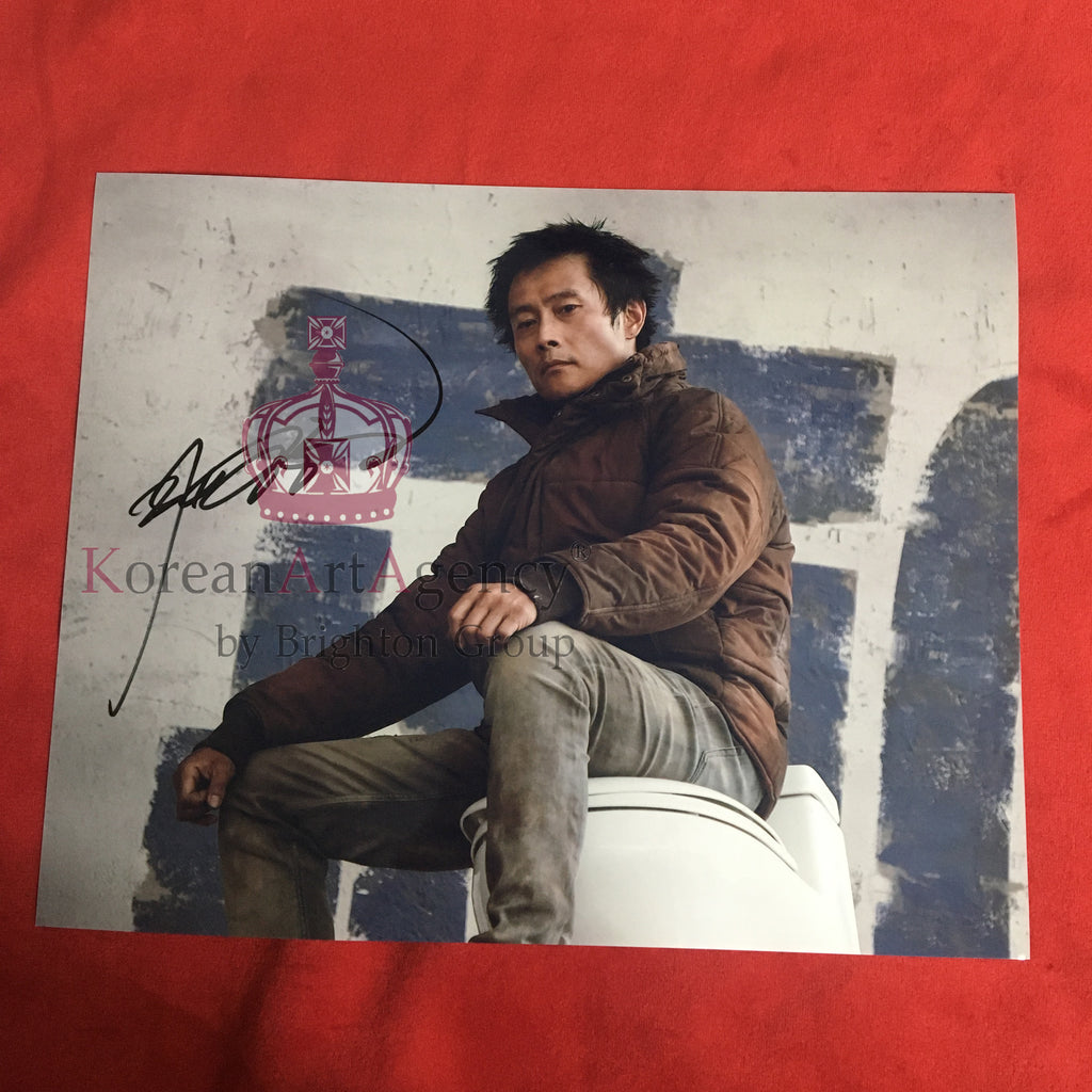 Lee Byung Hun Concrete Utopia 10inches Autograph – Autographs