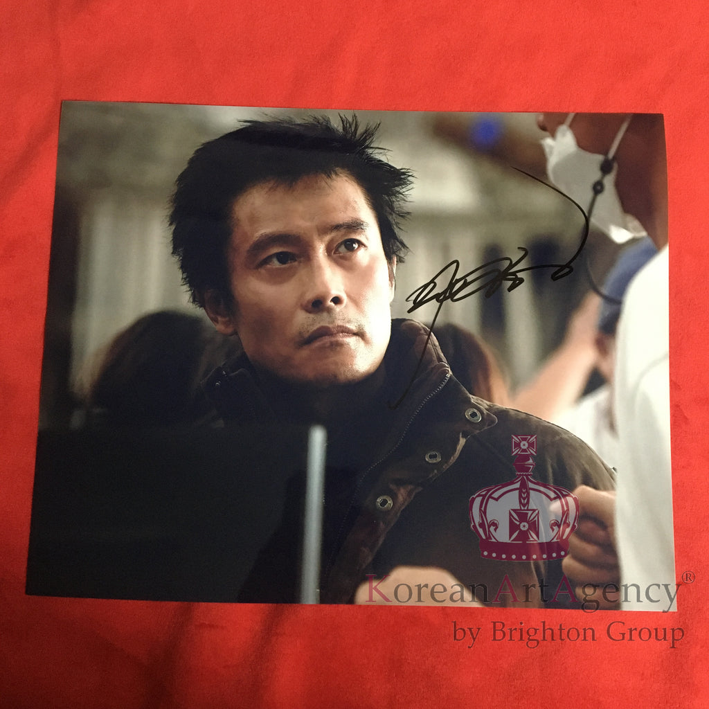 Lee Byung Hun Concrete Utopia 10inches Autograph – Autographs