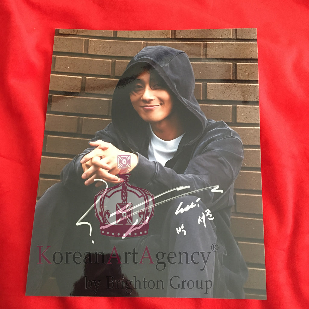 Park Seo Joon 10inches Autograph – Autographs