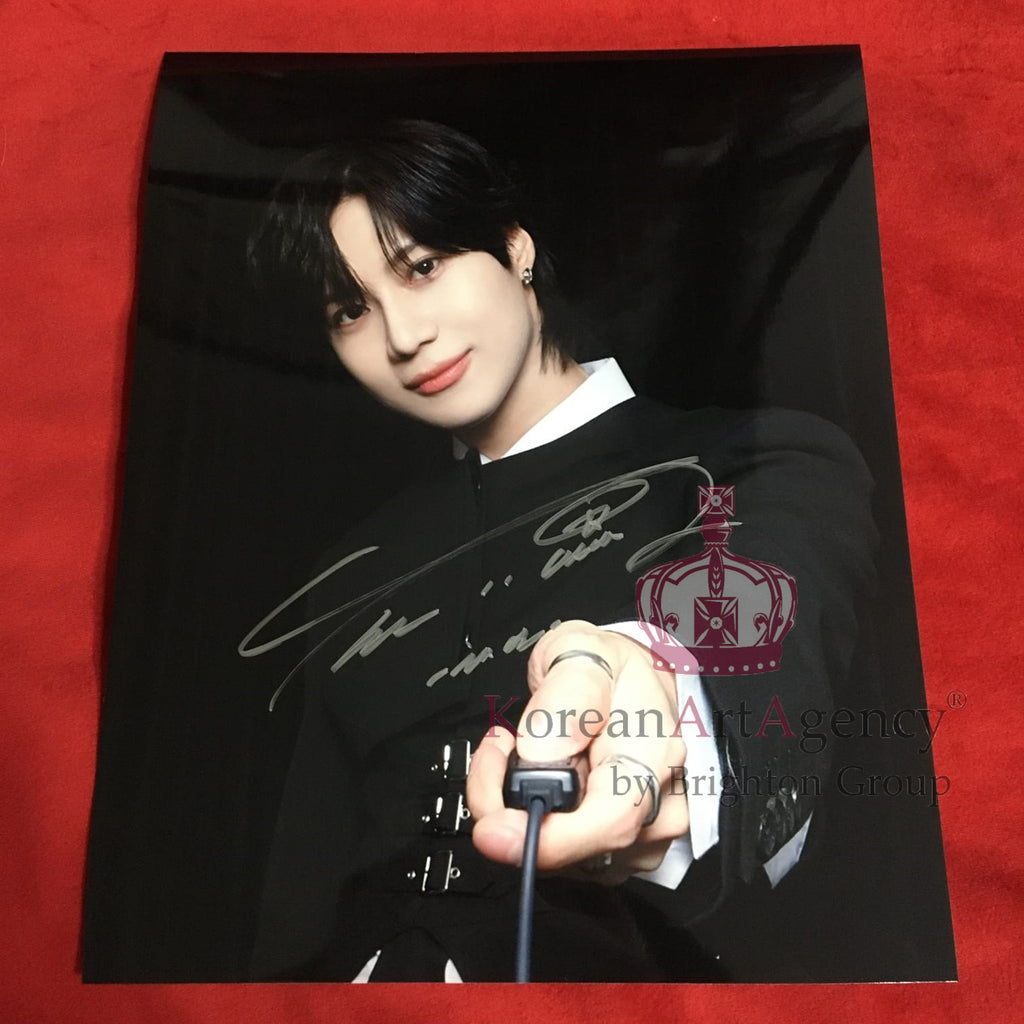 SHINEE Taemin 10inches Autograph – Autographs