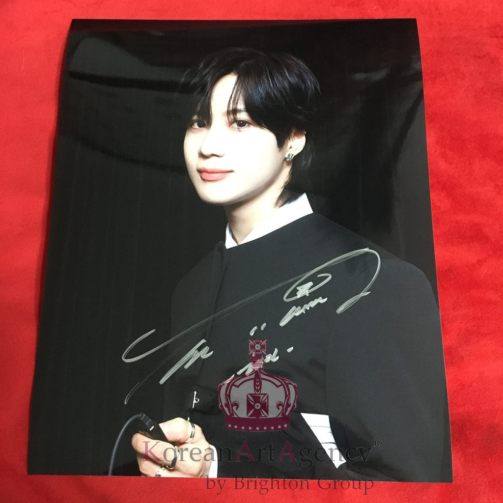 SHINEE Taemin 10inches Autograph – Autographs