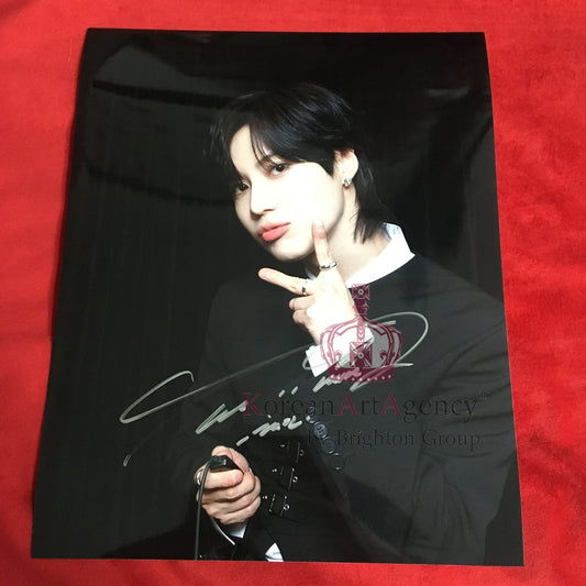 SHINEE Taemin 10inches Autograph