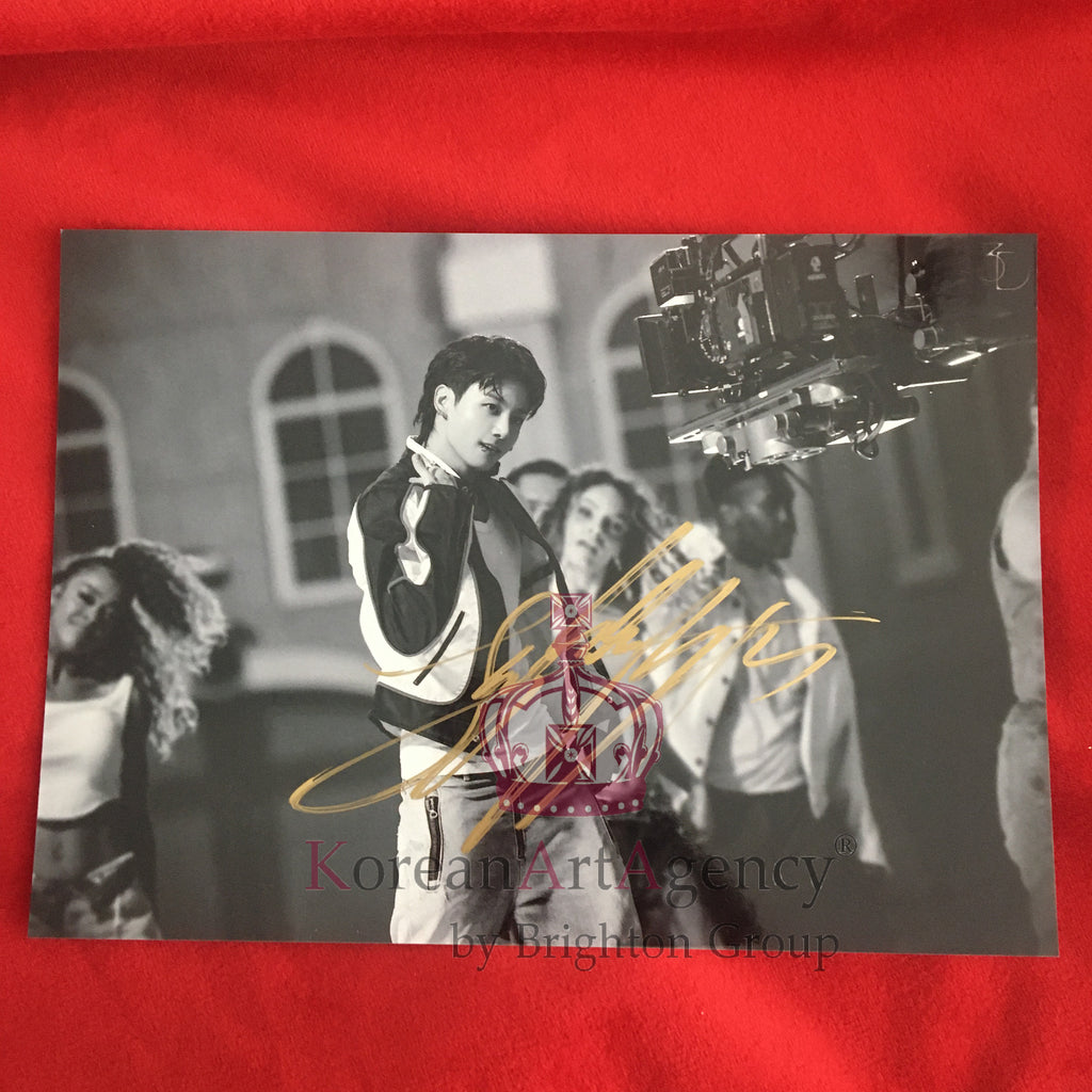BTS Jungkook Golden 7inches Autograph – Autograph