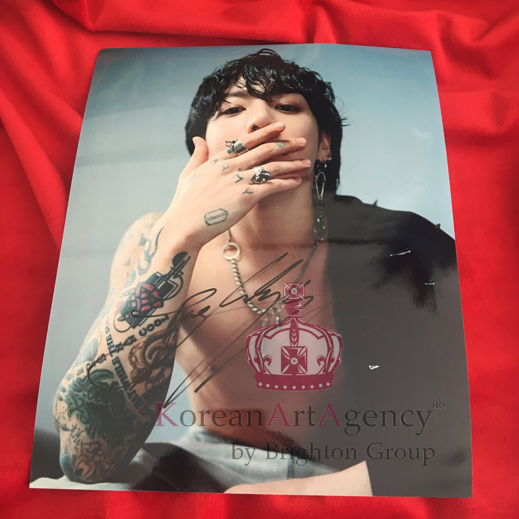 BTS Jungkook 10inches Autograph – Autograph