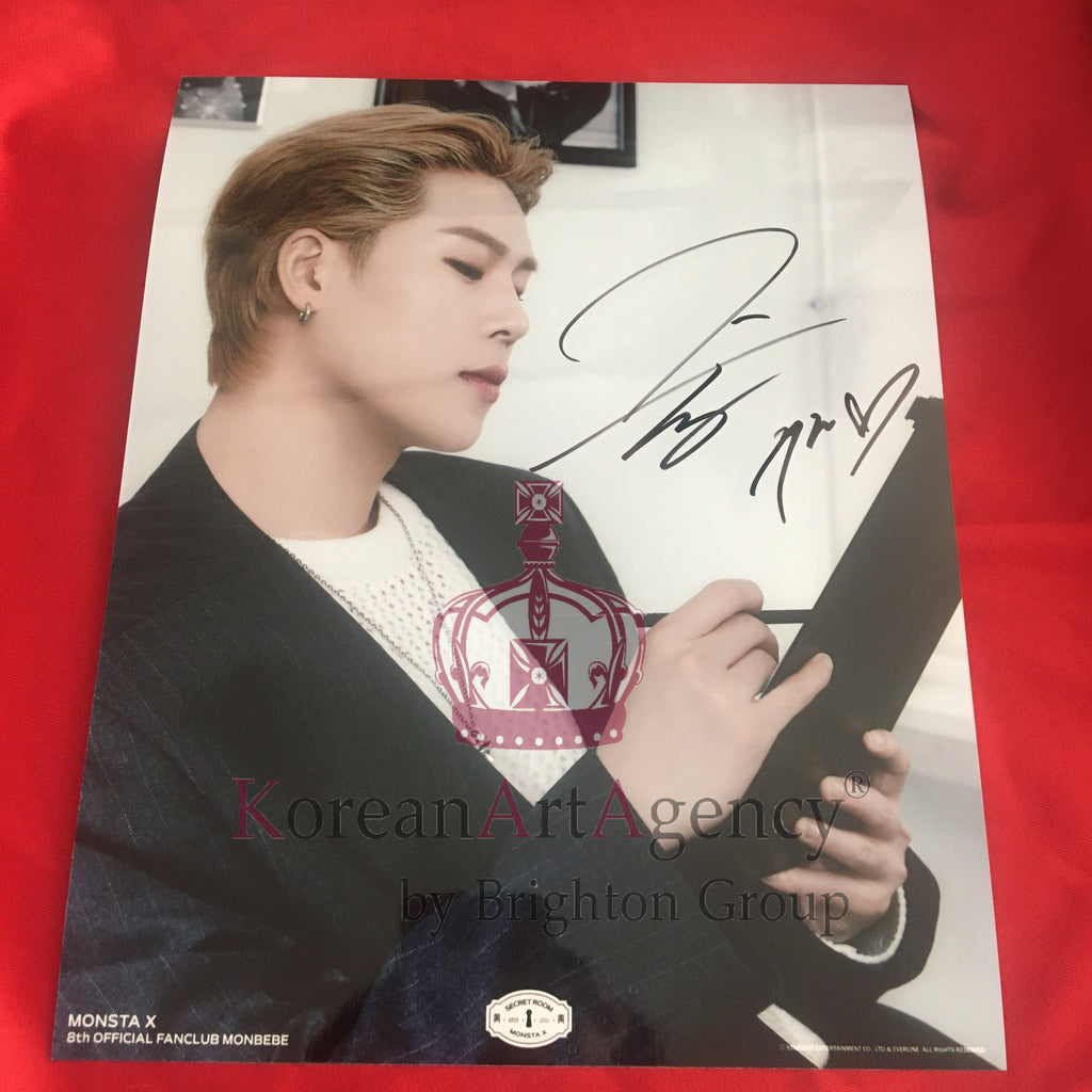 Monsta X Joohoney 10inches Autograph – Autographs