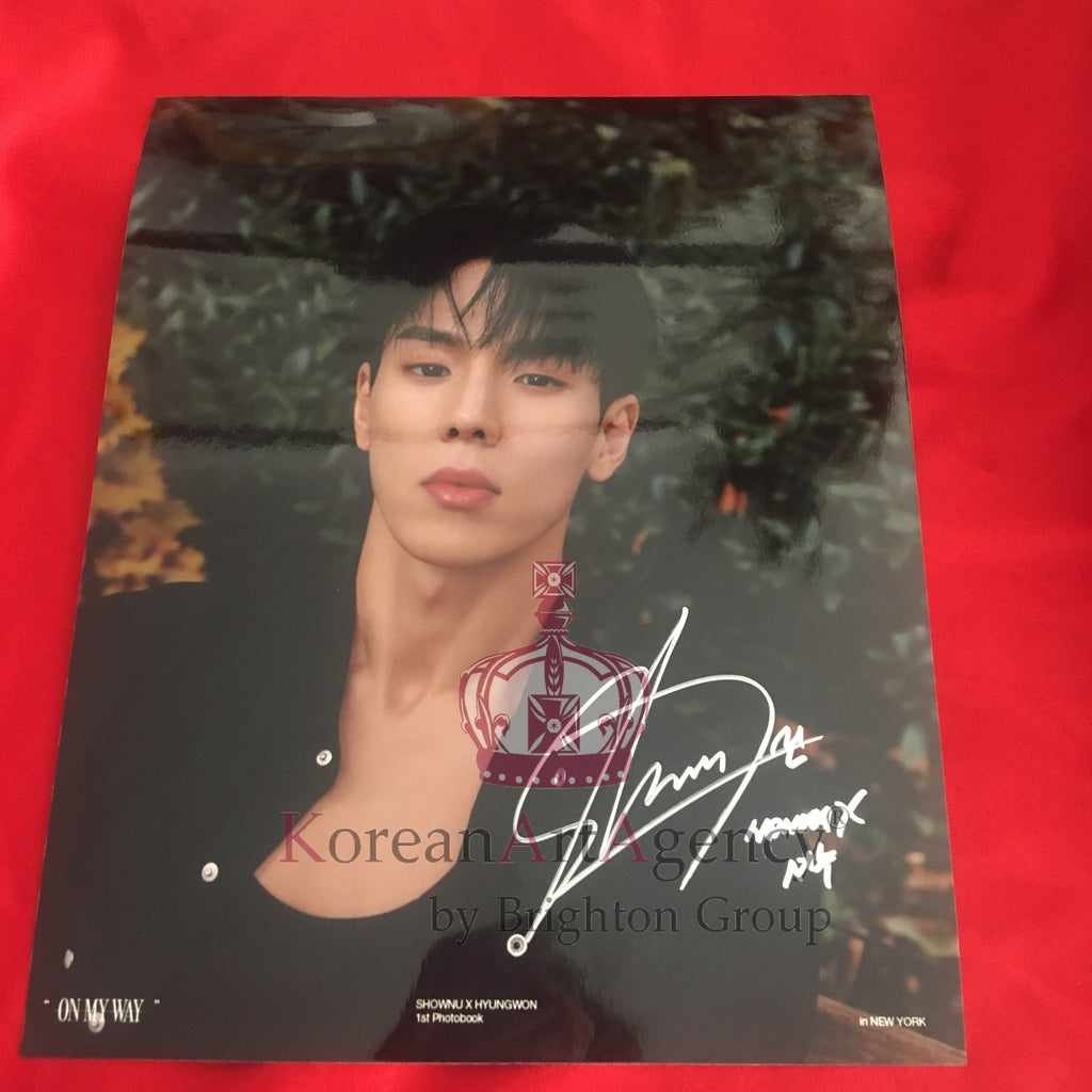 Monsta X Shownu 10inches Autograph – Autographs