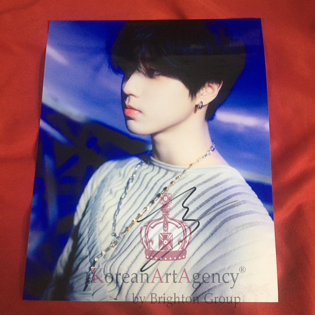 Stray Kids Han 10inches Autograph – Autograph