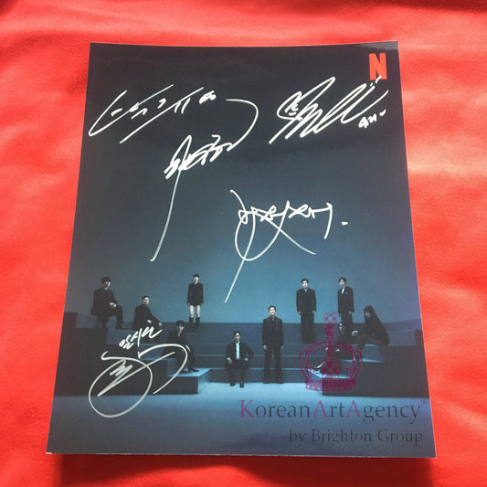 SPECIAL! Squid Game Netflix Card – Cast Members’ 10 inches Autographs