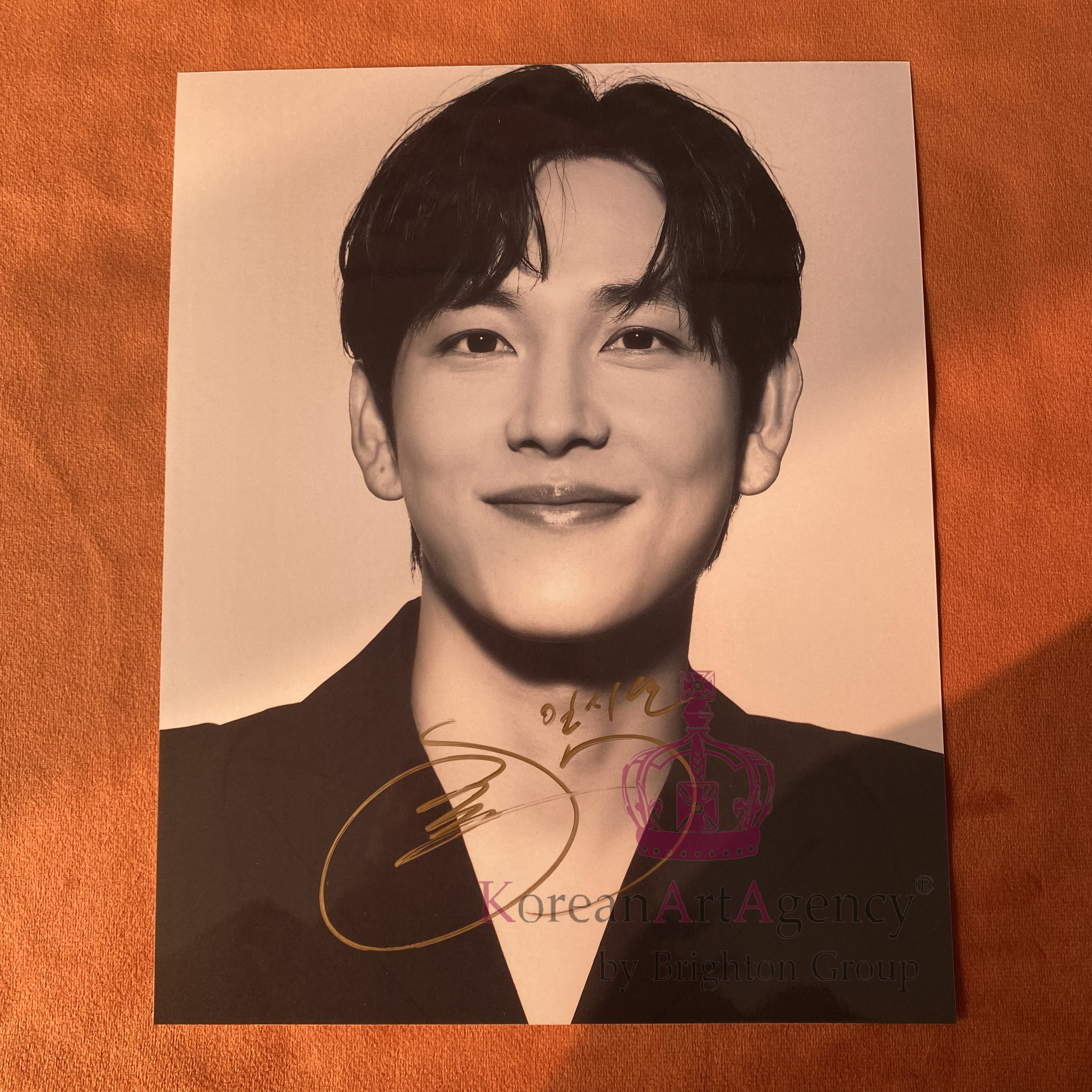 Squid Game Yim Si Wan 10 inches Autograph