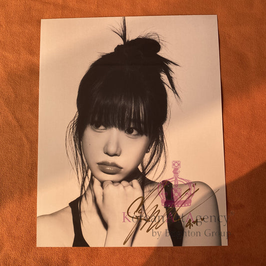 Squid Game Jo Yuri 10 inches Autograph