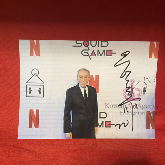 Squid Game Oh Young-Soo 7-Inch Autograph