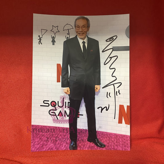 Squid Game Oh Young-Soo 7-Inch Autograph