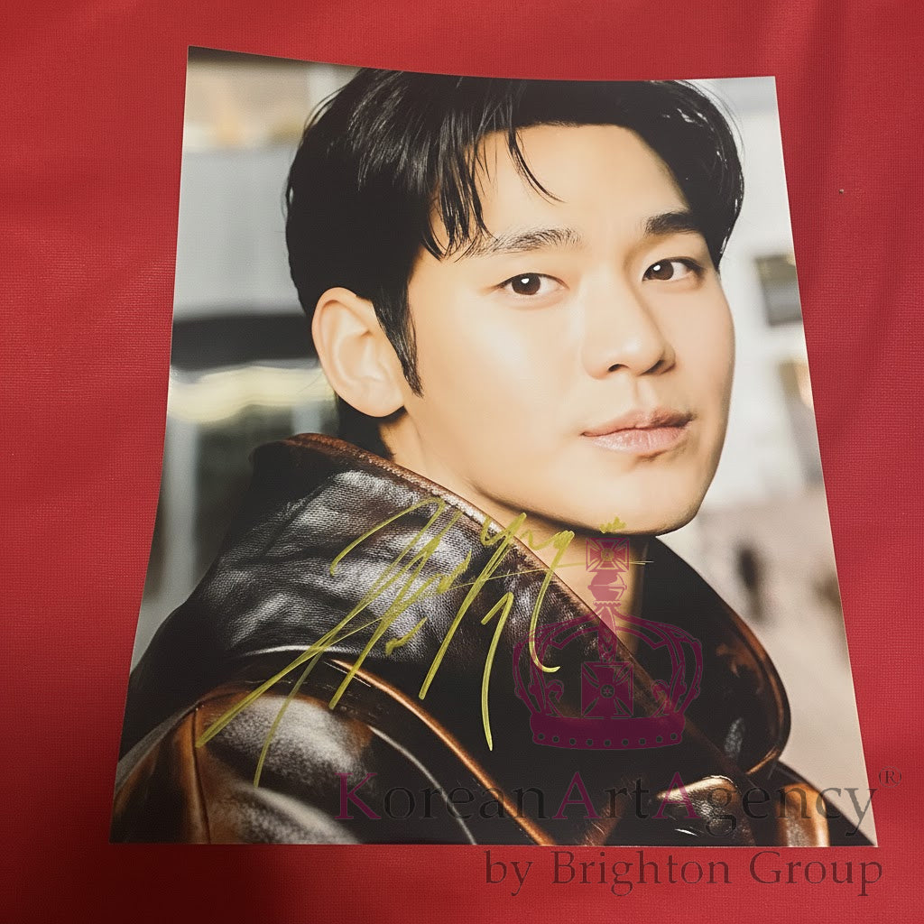 Kim Soo Hyun 10-Inch Autograph – Limited Edition Signed Photo Collectible