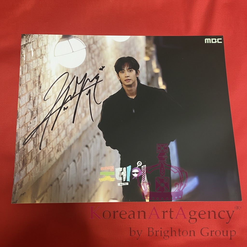 Kim Soo Hyun 10-Inch Autograph – Signed Photo Collectible