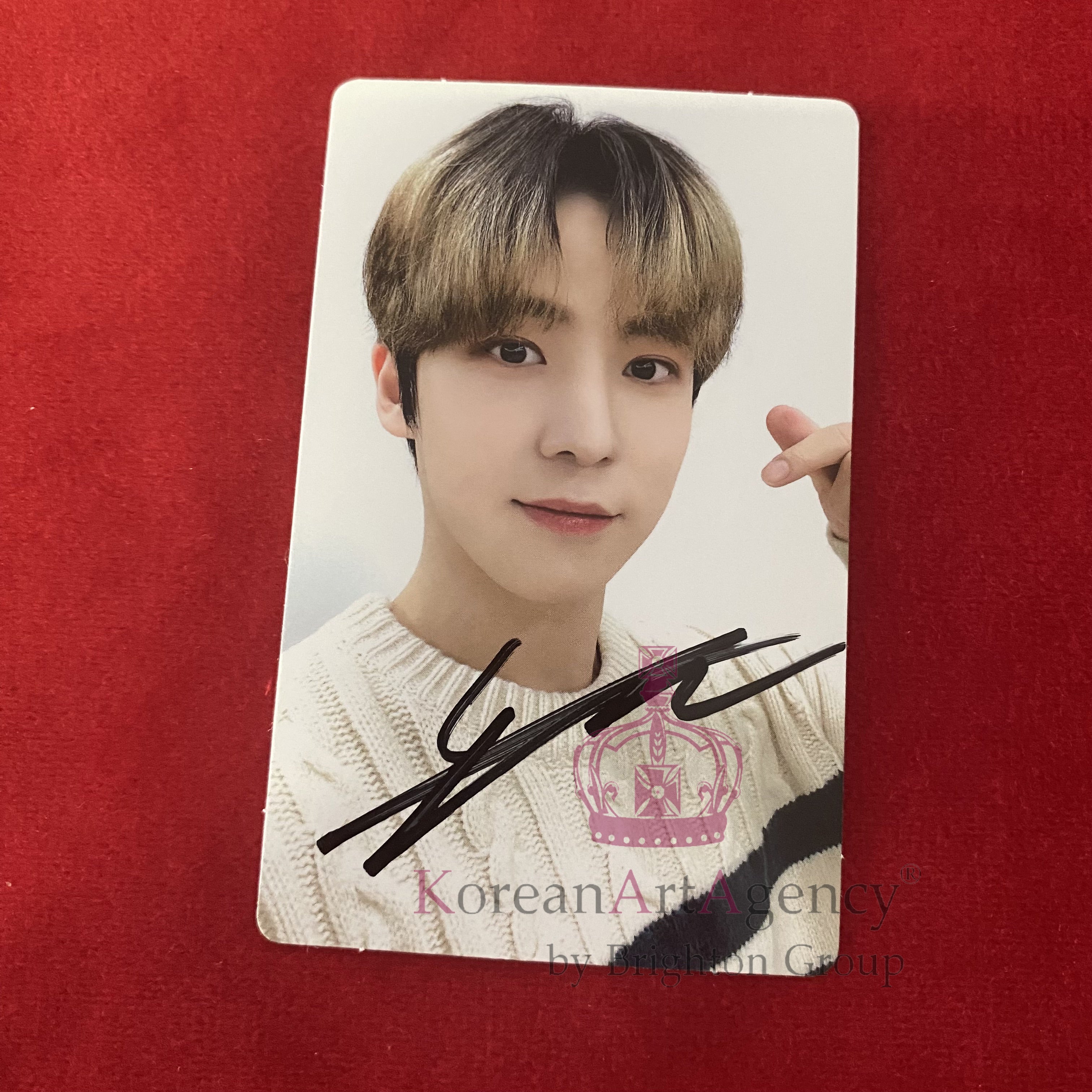 ATEEZ x KAURA "ValenTEEZ" 2023 Poca Set 8pcs Photocard Autographed Hongjoong Seonghwa Yunho Yeosang San Mingi Wooyoung Jongho