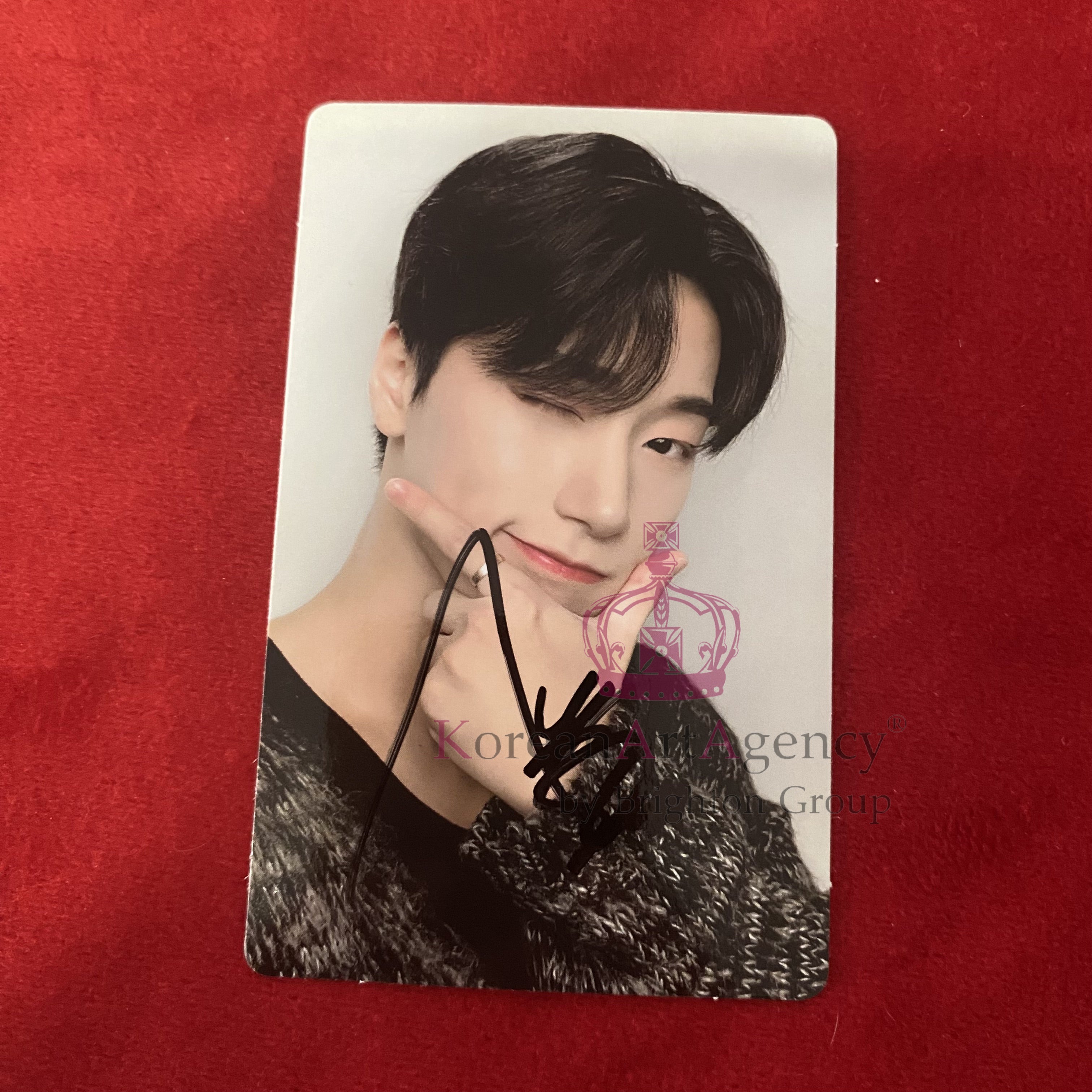 ATEEZ x KAURA "ValenTEEZ" 2023 Poca Set 8pcs Photocard Autographed Hongjoong Seonghwa Yunho Yeosang San Mingi Wooyoung Jongho
