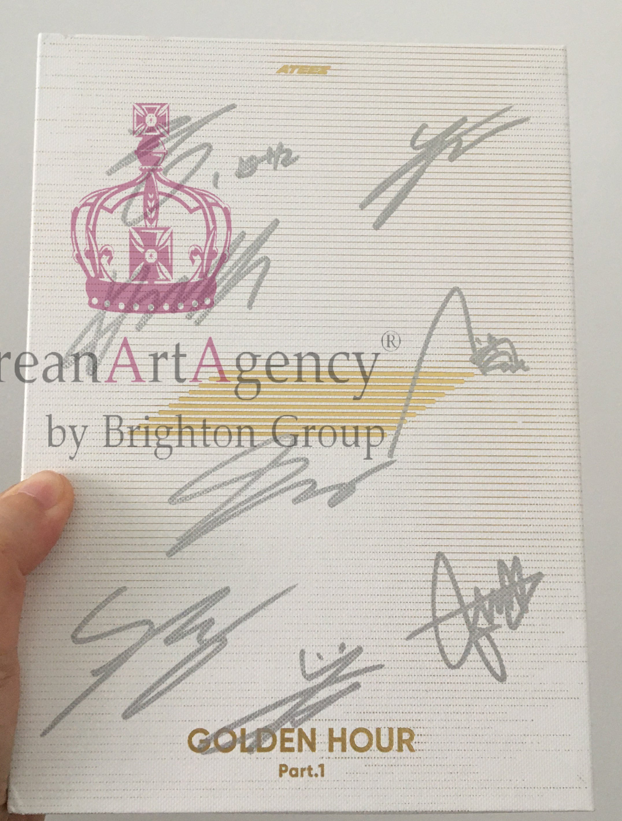 ATEEZ - [GOLDEN HOUR : Part.1] 10th Mini Album WHITE HOUR Version Autographed  Hong Joong Seunghwa Yunho Yeosang San Mingi Woo Young Jong Ho