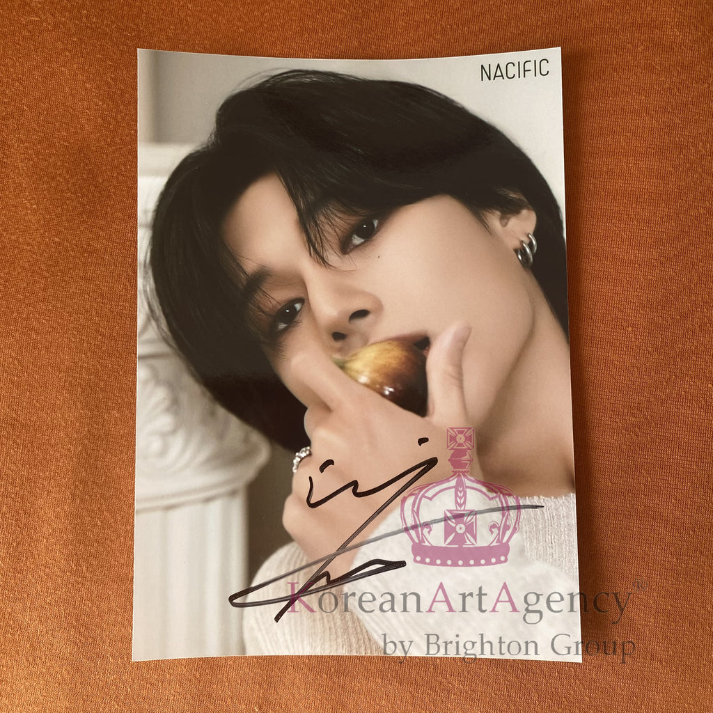 ATEEZ x Nacific 8pcs Set – Autographed Hongjoong Seonghwa Yunho Yeosang San Mingi Wooyoung Jongho
