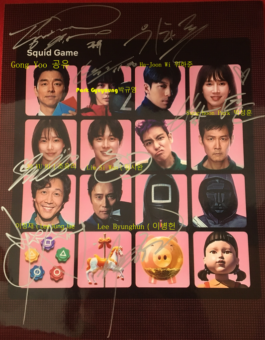 SPECIAL! Squid Game Netflix Card – 8 Cast Members’ 10 inches Autographs + Certificate of Authenticity