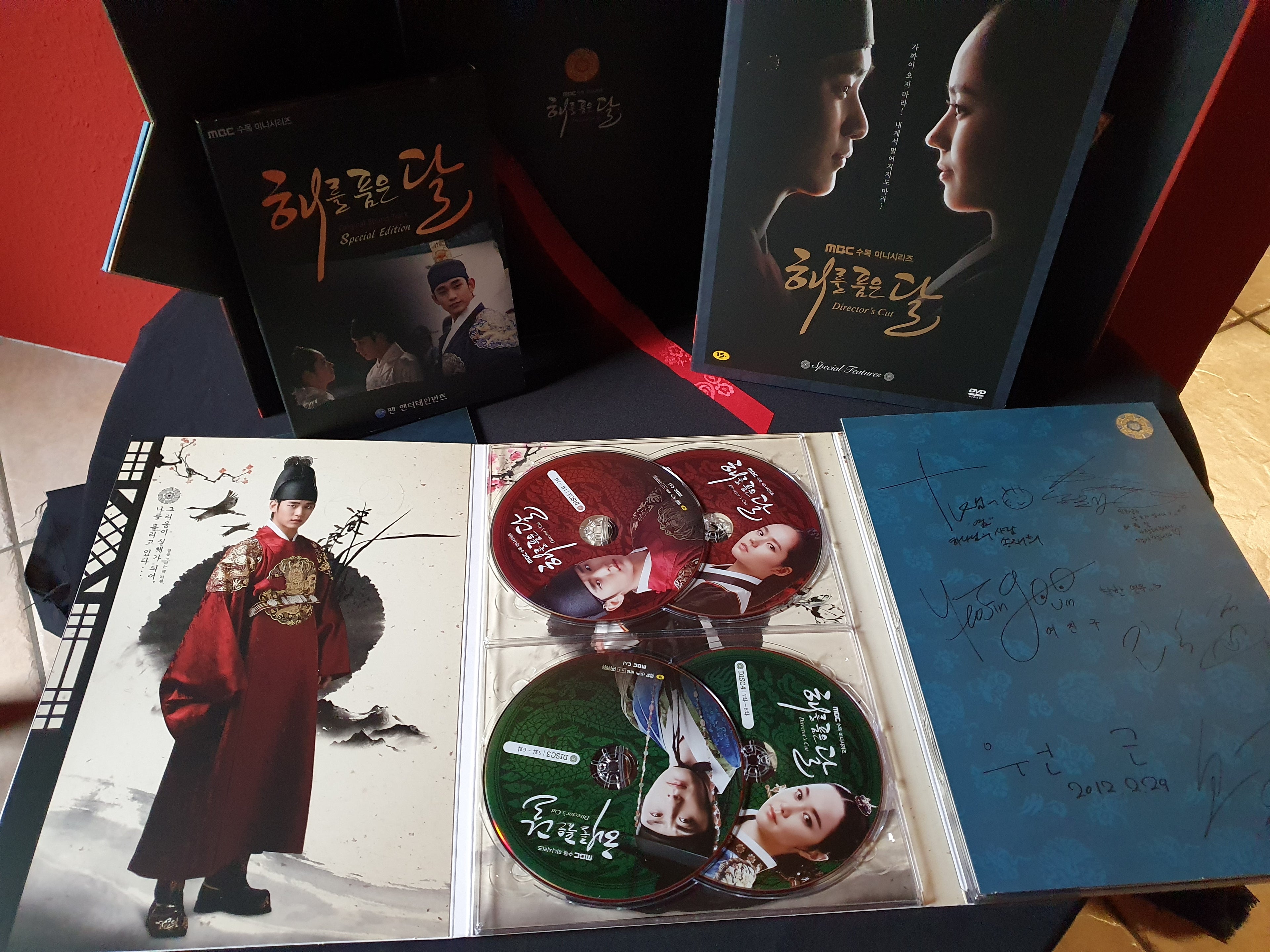 The Moon that Embraces the Sun Director's Cut RARE!!!! Limited Edition Korean Series DVD Autographed Kim Soo Hyun Han Ga In