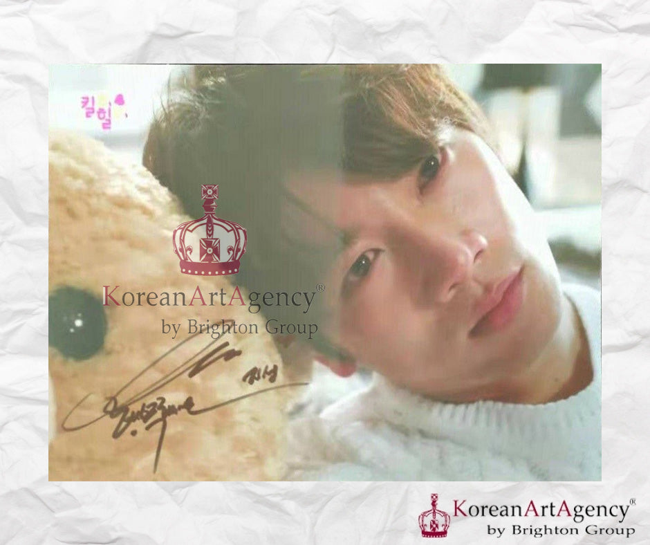 Ji Sung Autograph – Film & Merchandise