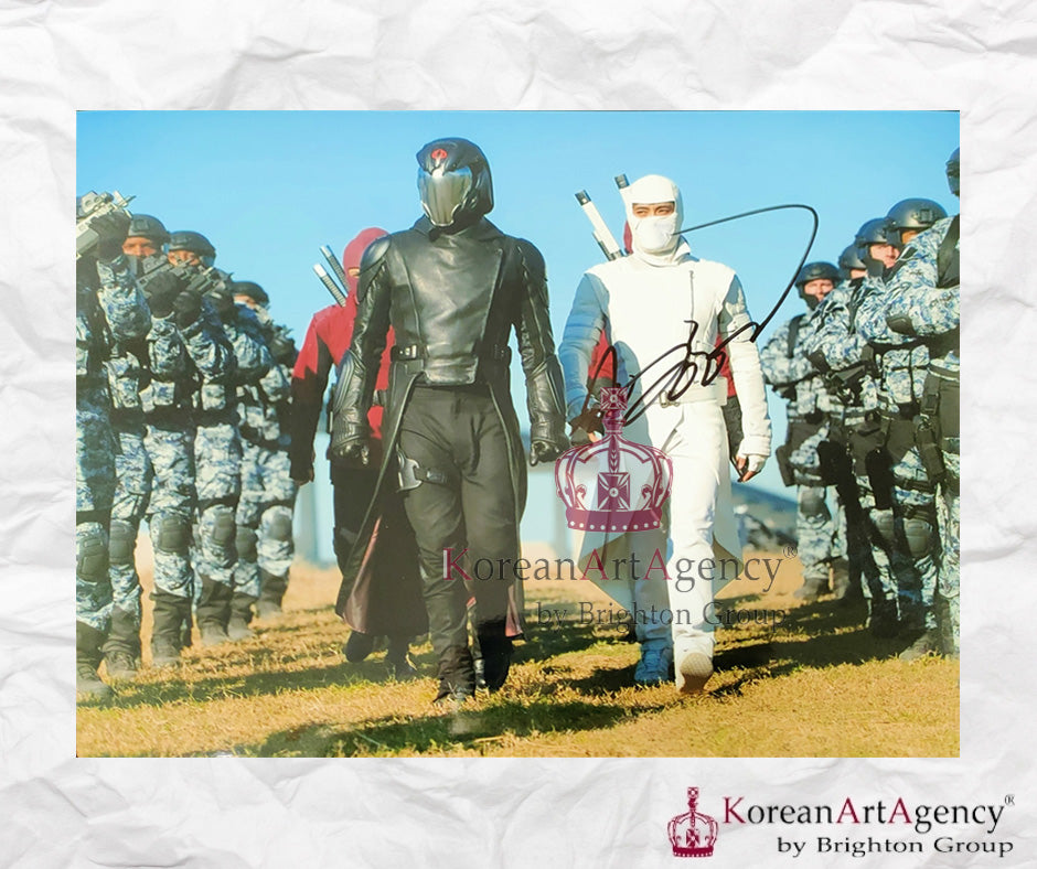 Lee Byung Hun Autograph – Film & Merchandise