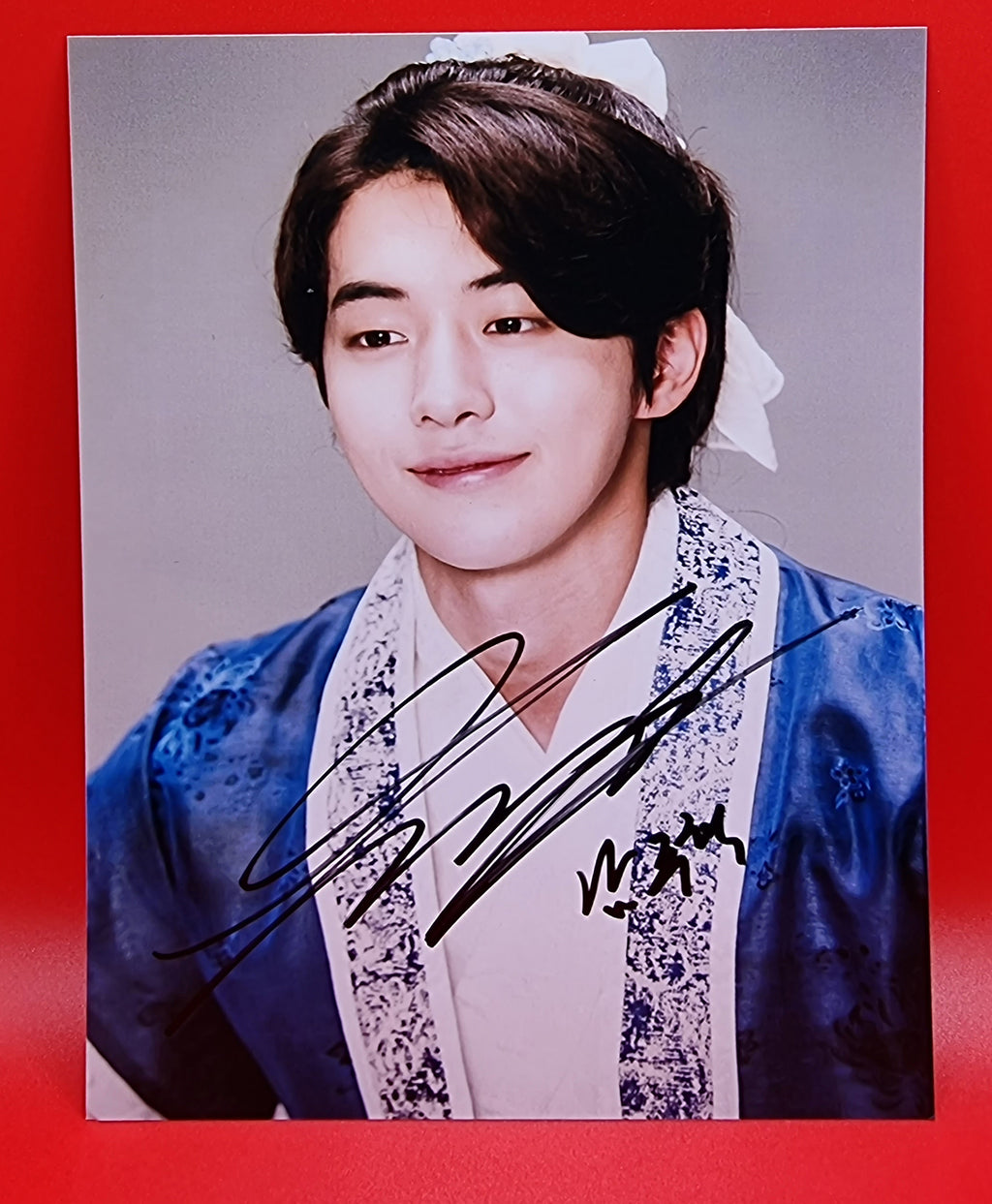 Nam Joo Hyuk Autograph – Film & Merchandise