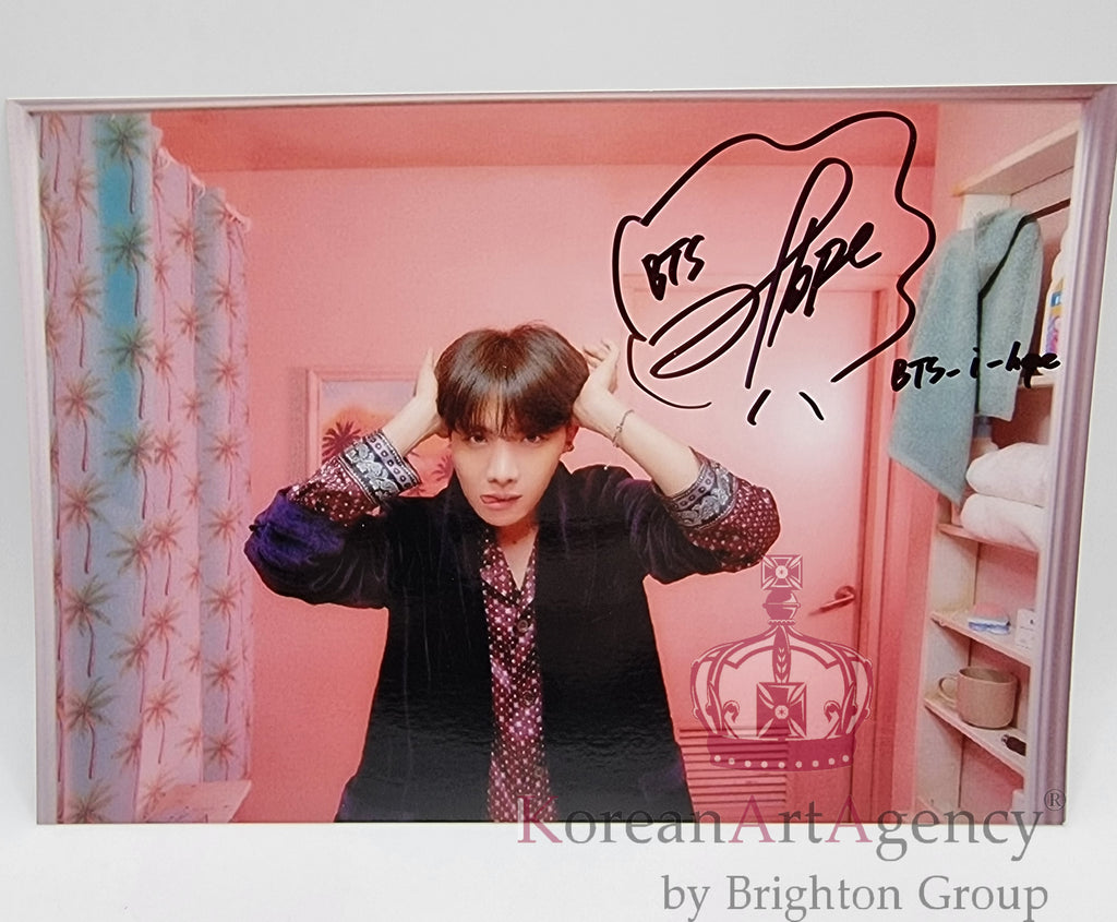 BTS Jhope Autograph – Film & Merchandise