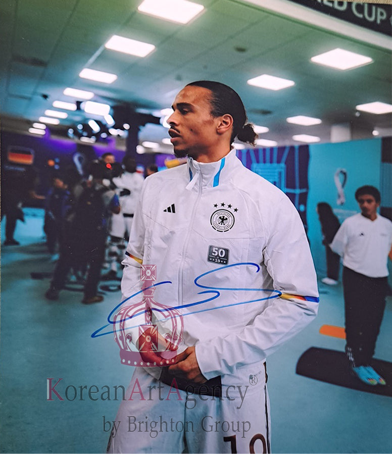 FOOTBALL TREASURE 10 INCH Germany - Leroy Sané Autograph – Autographs