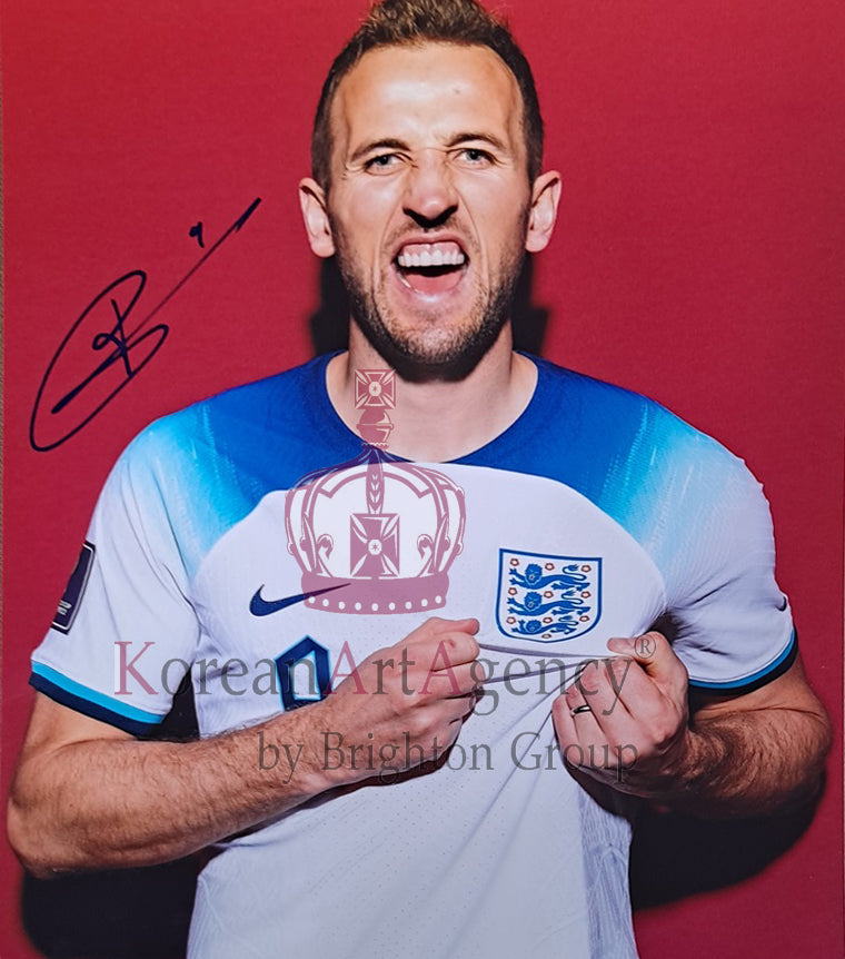 FOOTBALL TREASURE 10 INCH England - Harry Kane Autograph – Autographs