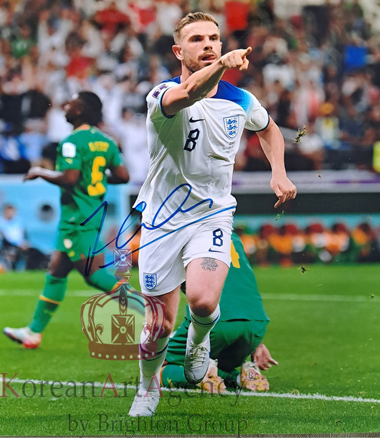 FOOTBALL TREASURE 10 INCH England - Jordan Henderson Autograph – Autographs