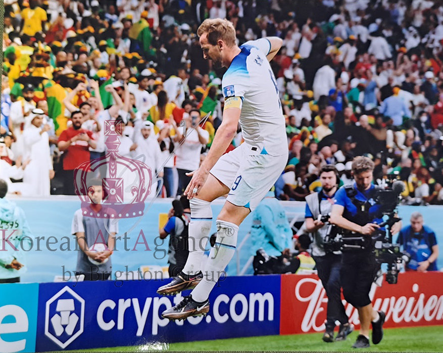 FOOTBALL TREASURE 10 INCH England - Harry Kane Autograph – Autographs