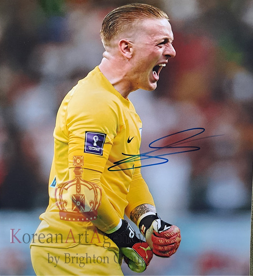 FOOTBALL TREASURE 10 INCH England - Jordan Pickford Autograph – Autographs