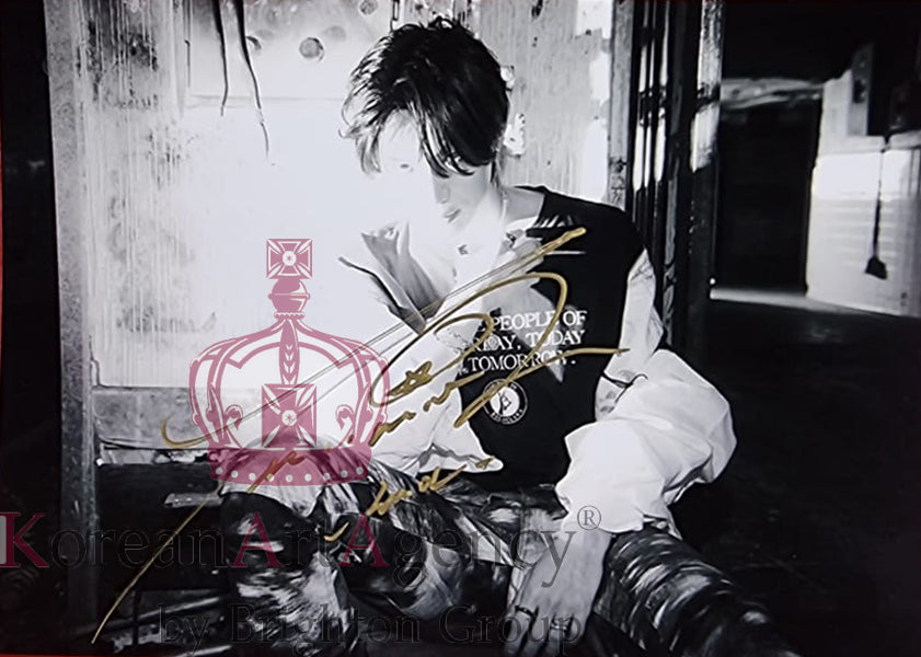 Shinee Taemin 13x18cm Autograph – Autographs