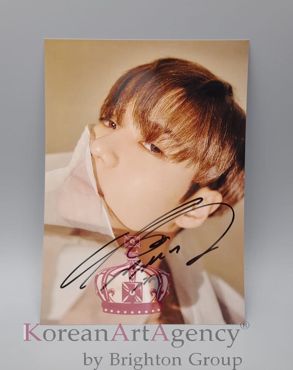 Shinee Taemin 13x18 Autograph – Autographs