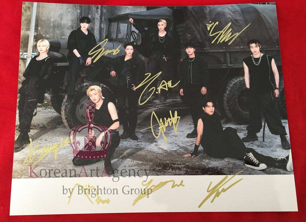 Ateez Hong Joong Seunghwa Yunho Yeosang San Mingi Woo Young Jong Ho 30x26cm 10inches Autograph – Film & Merchandise