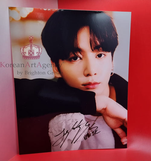 BTS Jungkook 10inches Autograph – Autographs