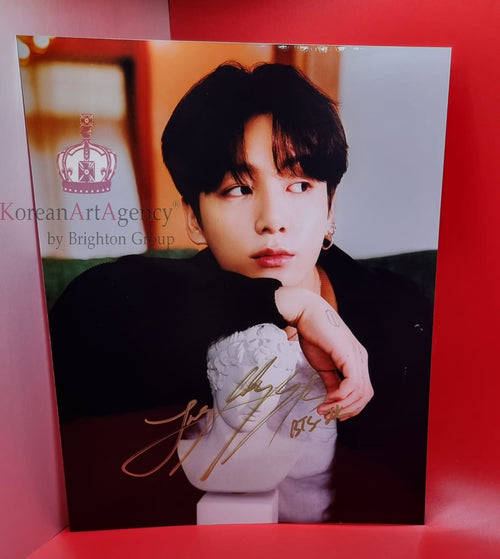 BTS Jungkook 10inches Autograph – Autographs