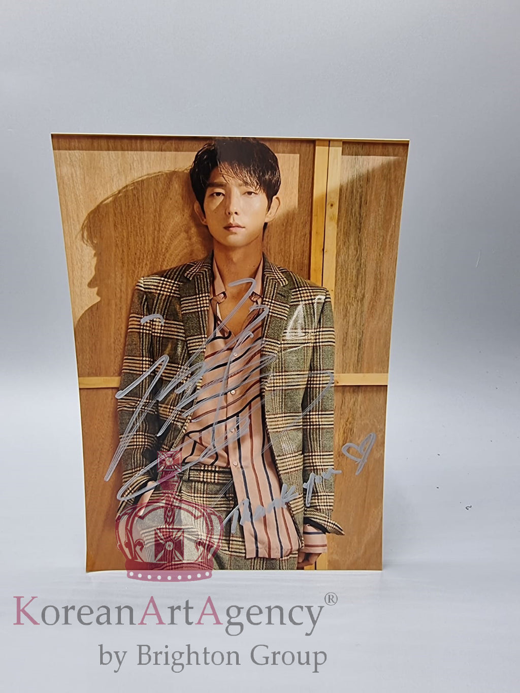 Lee Joon Gi 13x18cm Autograph – Autographs
