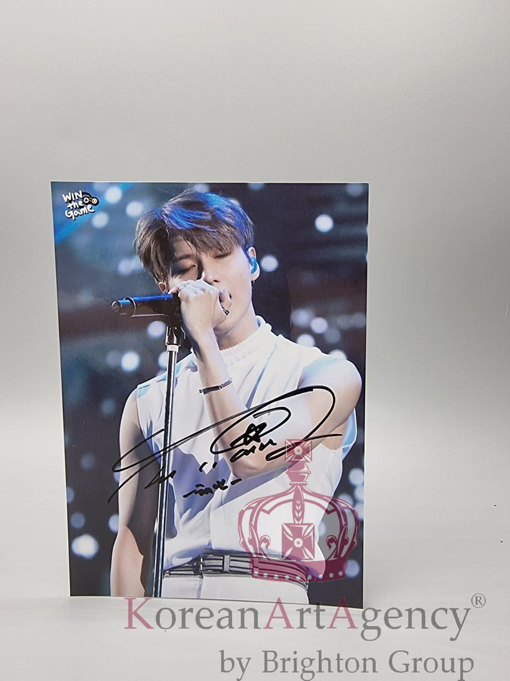 SHINEE Taemin 13x18cm Autograph – Autographs