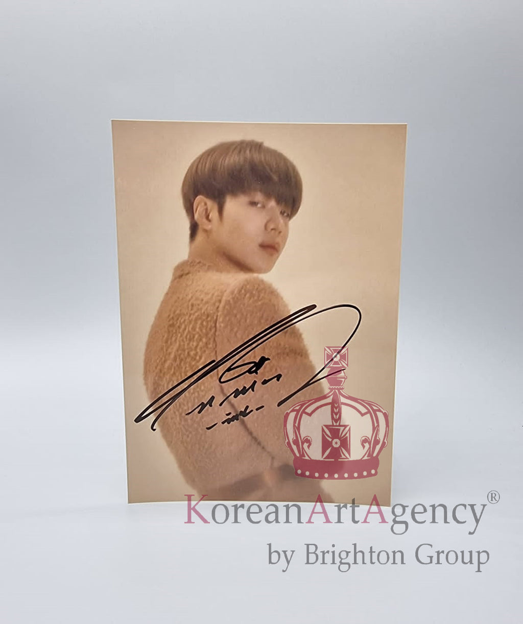 SHINEE Taemin 13x18cm Autograph – Autographs