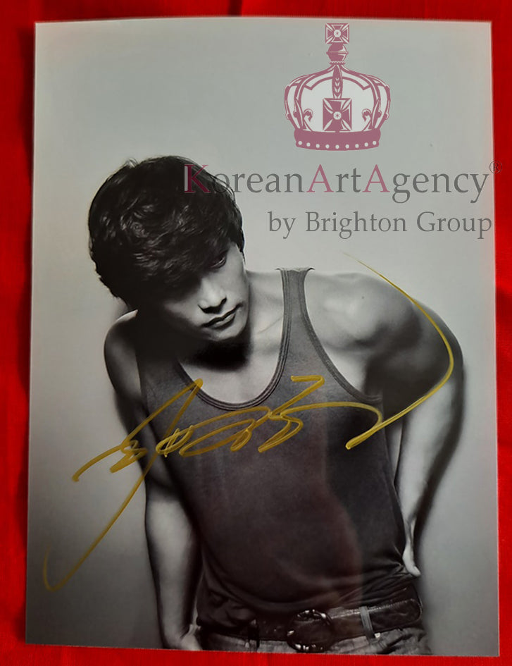 Lee Byun Hun Limited Rare Collection of Photo Exhibition in Japan by Photographer Karl Lagerfeld Autographed by LBH – Film &…