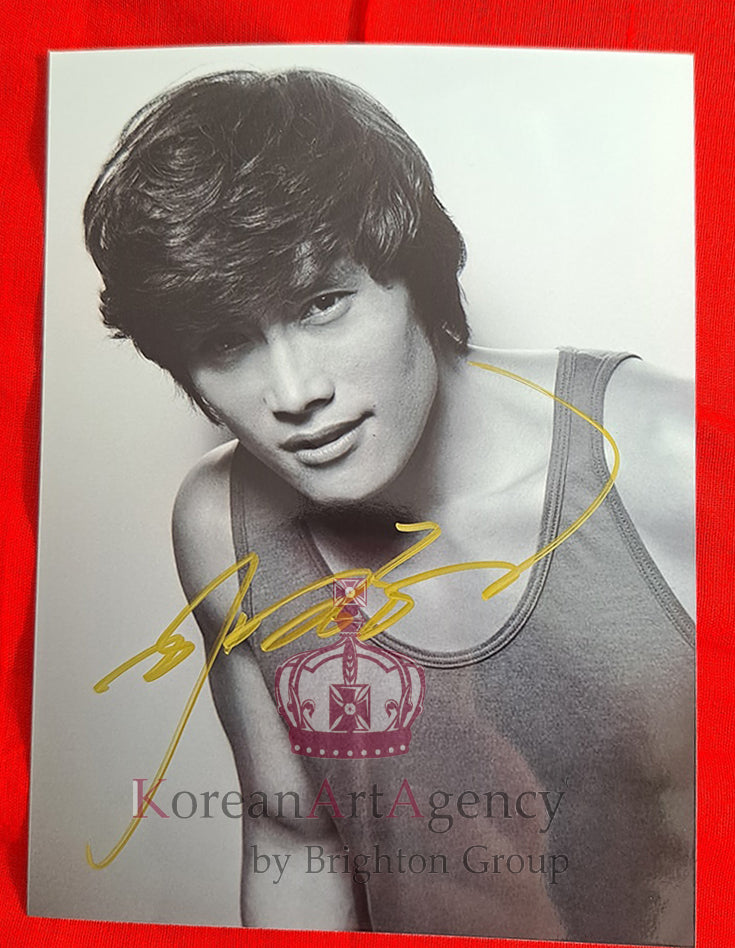 Lee Byun Hun Limited Rare Collection of Photo Exhibition in Japan by Photographer Karl Lagerfeld Autographed by LBH – Film &…